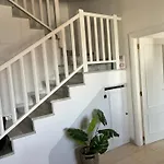 Casa Amplia Y Moderna De 3 En Complejo Con Piscina 科斯塔特吉塞