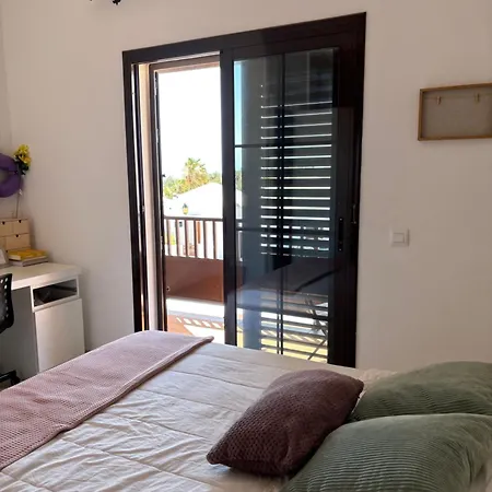 Casa de Férias Casa Amplia Y Moderna De 3 En Complejo Con Piscina *