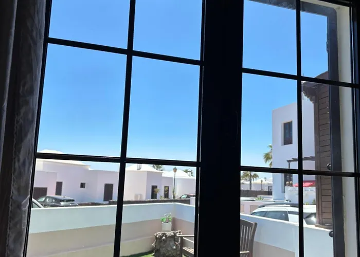 Casa Amplia Y Moderna De 3 En Complejo Con Piscina בית נופש