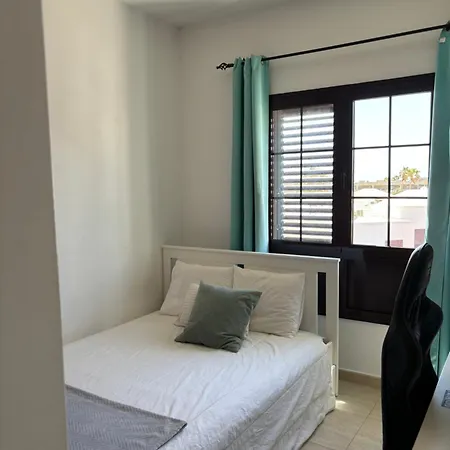 Holiday home Casa Amplia Y Moderna De 3 En Complejo Con Piscina Costa Teguise